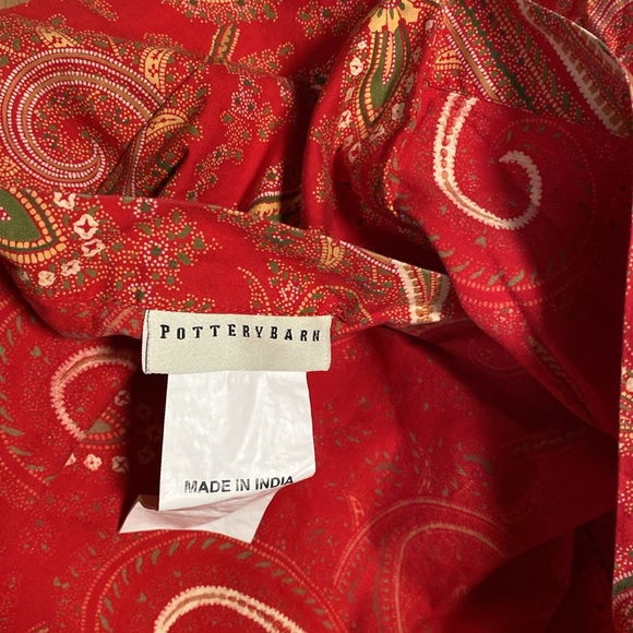 Set of 2 Pottery Barn Pillow Shams - Picture 2 of 4